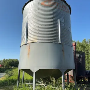 Butler Grain Bin w/ Sunrise Extension Hopper, Skid & Crank Gate, Approx 2200 Bushel