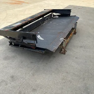 Hydraulic Lift Gate