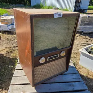 Silvertone Simpson-Sears Console Television
 UNRESERVED