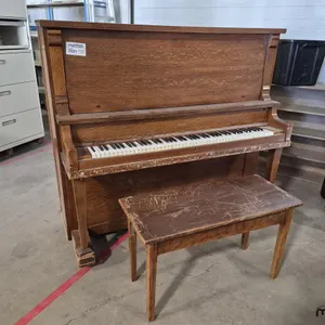 Piano w/ Stool
 UNRESERVED