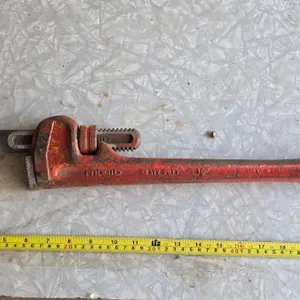 18' heavy duty wrench- Rigid