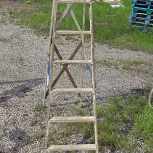 Wooden ladder- 7ft