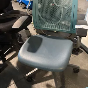 TEAL STEELCASE AMIA AIR ERGONOMIC TASK CHAIR W/ VINYL SEAT