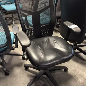 BLACK MESH HI-BACK TASK CHAIR