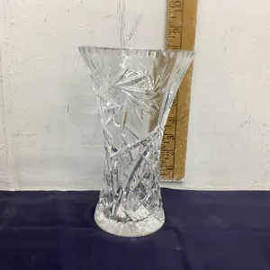 PINWHEEL CRYSTAL VASE
