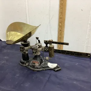 OHAUS CAST SCALE