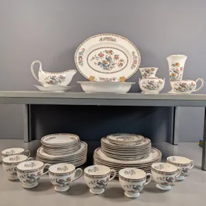 Wedgwood Kutani Crane R464 Dinnerware Set (49 Piece)