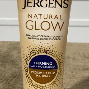 **APPEARS NEW** Jergens Natural Glow + Firming Daily Moisturizer - 7.5 fl. oz