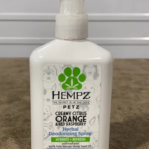 **APPEARS NEW** Hempz Petz, Cat Deodorizing Spray, Pet Cologne, Creamy Orange & Red Raspberry - 8.5