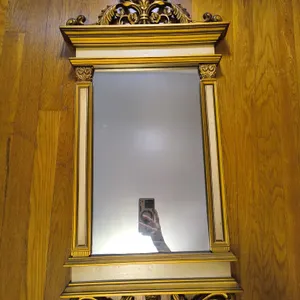 Vintage 1970 Syroco Ornate Wall Mirror with Decorative Crest – Made in USA