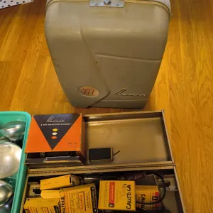 Vintage Revere Model 777 8mm Film Projector & Accessories Lot