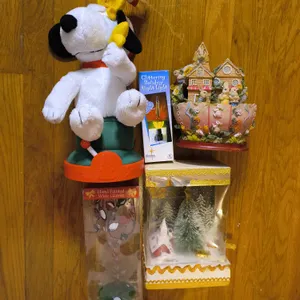 Vintage Holiday Decor Lot