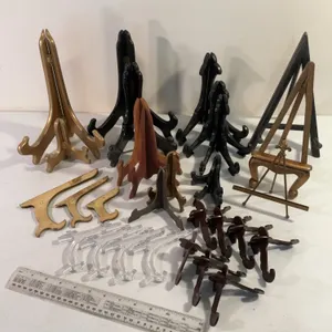 Plate/ frame stands/displays