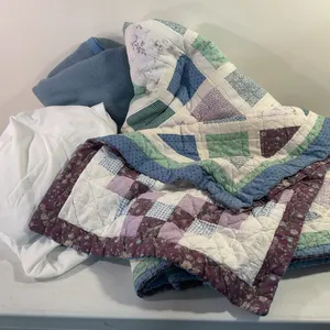 Quilt 62”x84” w/ pillowcase, throw blanket, sheets (queen)