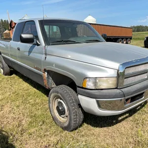 Dodge 2500 Extended Cab Truck, Cummins Turbo Diesel, 4x4, 550,429km, VIN