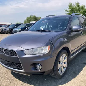 2010 Mitsubishi Outlander SUV  VIN:  JA4JT5AX5AZ606440