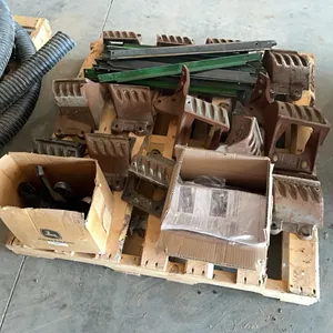 John Deere Threashing Componenets