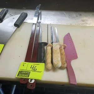 Assorted Knifes