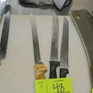 Assorted Knifes