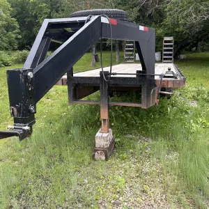 25' gooseneck trailer, deck 20' plus 5' beavertail with ramps, 7000 lb axles, LED lights, spare tire, 3500 lb winch, nice condition, see lot details