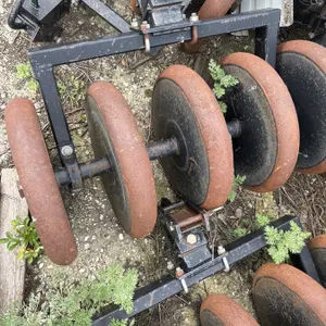 Quick attach Bourgault packers, off 8810, 40', 10” spacing, lower acres, good condition, see lot details