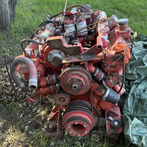 Perkins 640 engine, V8, from White 9700 combine, 2900 hrs when pulled, runs good, see lot details