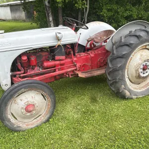 ESTATE ITEM: Ford 9N tractor, 3pth, 3rd link and drawbar included - not shown, good running condition, cultivator sold in lot# 15A, see lot details