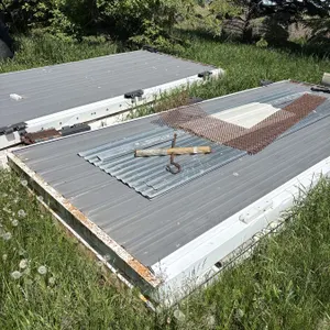 Insulated shop doors, 7' wide x 16' high, 4 pcs, see lot details