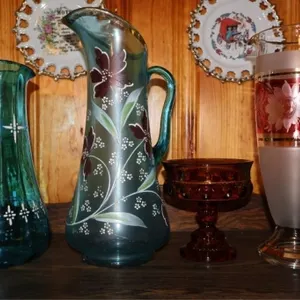 Pitchers & compote