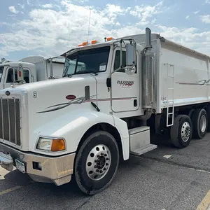 2005 Peterbilt 385 tri-drive quad axle