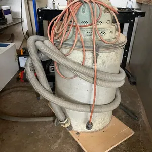 Industrial Vacuum Cleaner