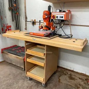 Blum Mini Press on Stand w/ Wheels