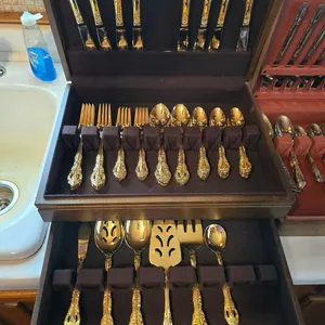 ROGERS BROTHERS GOLD PLATE FLATWARE