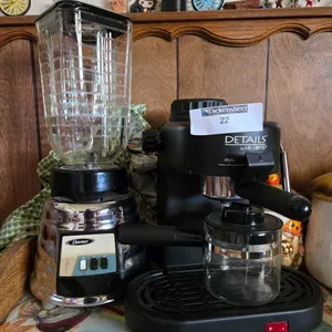 SMALL APPLIANCES LOT