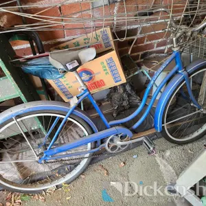 WOMENS SCHWINN BIKE