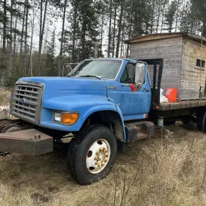 1995 Ford F-Series Flatbed Truck