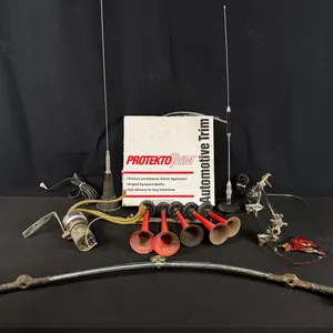 VINTAGE AUTOMOTIVE ACCESSORIES - DIXIE LAND MUSICAL HORN SET, V8 BAR ORNAMENT, CB ANTENNAS