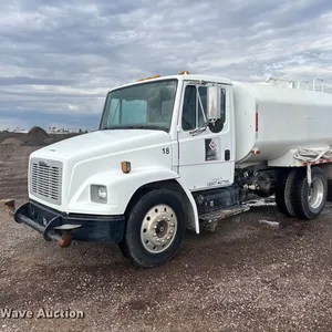 1997 Freightliner FL70 water truck