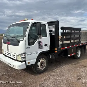 2007 GMC W4500 flatbed truck