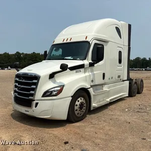 2020 Freightliner Cascadia semi truck
