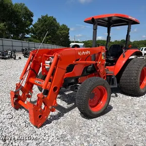 2022 Kubota M6060 MFWD tractor