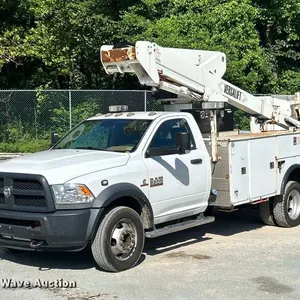 2014 RAM 5500 bucket truck