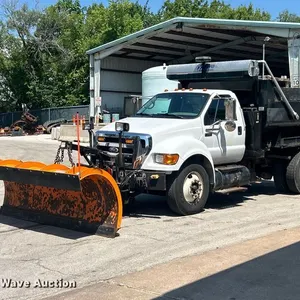 2008 Ford F750 Super Duty dump truck