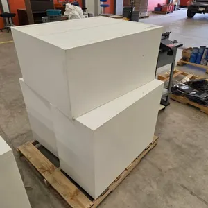 White Metal Storage Cabinets On Pallets
 UNRESERVED