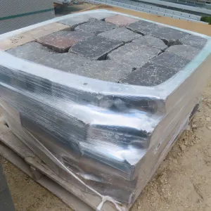 100 Patio Stones, Approx 4" × 8" × 12"