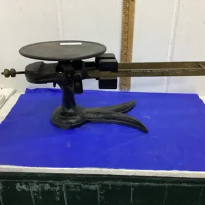 CAST SCALE. 10 LB.  FAIRBANK-MORRIS