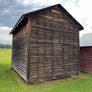 Wood Grainery on Skids (12w x 16l x 10h) (Marked S3)