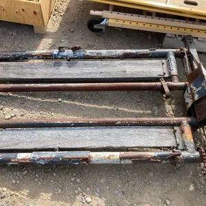 Pearson Cattle Headgate - Working Condition