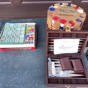 Poker chips and games