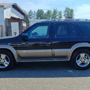 2003 INFINITI QX4, 4DR SUV, BLACK, VIN JNRDR09Y33W301976,